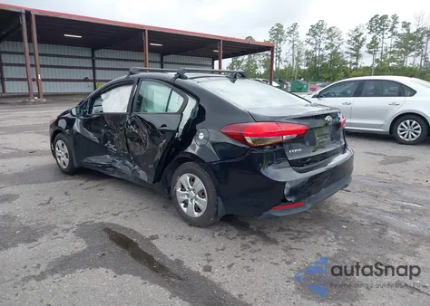 2018 Kia Forte Lx из США, поврежденный, VIN 3KPFK4A72JE232132